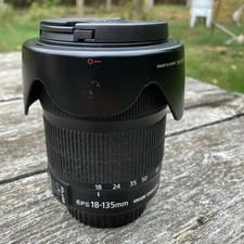 Canon EF-S 18-135mm f/3.5-5.6 IS STM ~ Lente de zoom com ambas as tampas ~ Capô Canon comprar usado  Enviando para Brazil