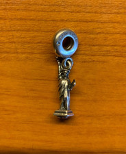Pandora charm freiheitsstatue gebraucht kaufen  Butjadingen