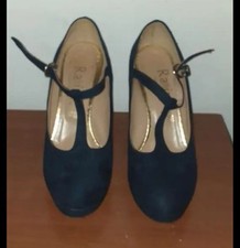 Scarpe con tacco usato  Castellabate