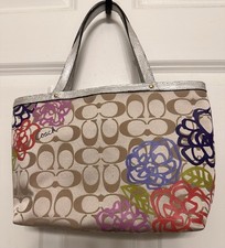 Coach bag women for sale  North Franklin