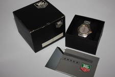 Relógio masculino quase perfeito TAG Heuer 4000 695.706K-A automático 200m mostrador prata data Japão, usado comprar usado  Enviando para Brazil