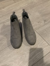 Grey suede chelsea for sale  CORBY