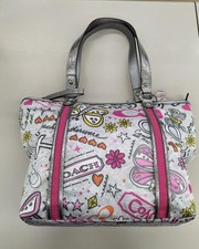 Bolsa tote COACH borboleta rosa 13,3 polegadas de largura F15712 comprar usado  Enviando para Brazil