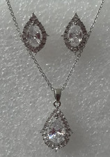 Necklace earrings jewelry for sale  Palm Desert