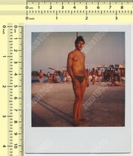 FOTOGRAFIA INSTANTÂNEA Sem Camisa Homem Musculoso Baús Bulge Gay Int Beach Beefcake comprar usado  Enviando para Brazil
