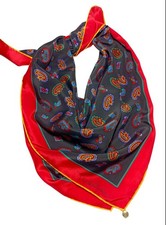 Foulard silk unisex usato  Pagani