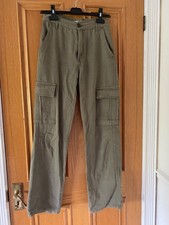 Calças cargo Stradivarius cáqui verde algodão, tamanho EUR34, Reino Unido 8 comprar usado  Enviando para Brazil