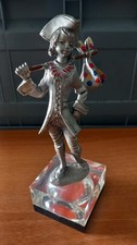 Statuetta peltro cesellato usato  Trani