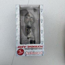 Novo NECA Talking Jeff Dunham Achmed Talking Head Knocker Bobble Head. comprar usado  Enviando para Brazil