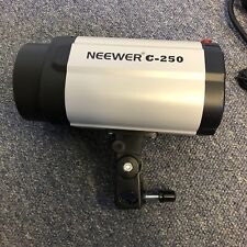 NOVO, Flash de Estúdio/Estroboscópio, Luz de Modelagem, C-250 Precisa de algum reparo comprar usado  Enviando para Brazil