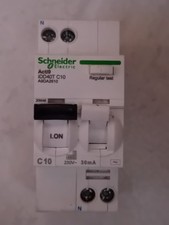 Disjoncteur schneider electric d'occasion  Poisy