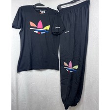 Conjunto de 2 peças camiseta Adidas trevo quebrado tamanho pequeno calça tamanho médio preta  comprar usado  Enviando para Brazil