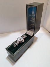Reloj Cuarzo Rovada - Estilo Love Knot - Incluye Caja, papeles y eslabones extra segunda mano  Embacar hacia Mexico