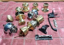 Assorted door knobs for sale  Trumbull