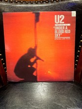 U2 - LP de vinil ao vivo "Under A Blood Red Sky" Isl 127 comprar usado U2 - LP de vinil ao vivo "Under A Blood Red Sky" Isl 127 comprar usado  Enviando para Brazil