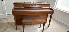 Piano for sale  Belleville