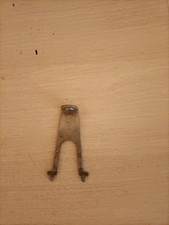 Etrier fixation filtre d'occasion Etrier fixation filtre d'occasion  Saint-Amans-des-Cots