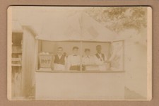 Usado, Fotografia antiga TENDA DE FORNECEDOR DE PIPOCA 2 casais 48 BANDEIRAS AMERICANAS ESTRELAS imagem leve! comprar usado  Enviando para Brazil