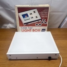 Logan 810 desk for sale  RAYLEIGH