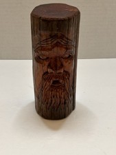 Arte folclórica vintage esculpida à mão galho de madeira espírito 5” assinada comprar usado  Enviando para Brazil