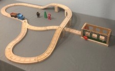 Conjunto de quintal de transferência de madeira Thomas & Friends com carrinho de carga Thomas & Sodor, usado comprar usado  Enviando para Brazil