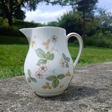 Wedgwood wild strawberry for sale  KNIGHTON