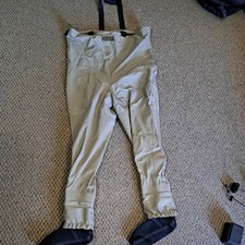 Cabelas men medium for sale  Austin