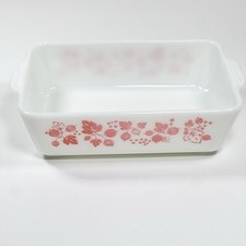 Vtg pyrex pink for sale  Cranston
