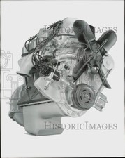 1962 Press Photo Vista de perto do novo motor "Tornado- OHC" por Willys Motors comprar usado  Enviando para Brazil