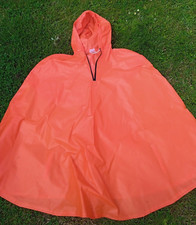 Poncho cape imperméable d'occasion  Carvin