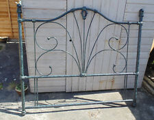 Large stunning king for sale  TIPTON