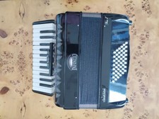 Fisarmonica soundsation bassi usato  Bari