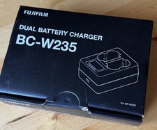 Fujifilm dual akku gebraucht kaufen  Frankfurt am Main