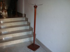 Espositore portacinture girevo usato  Carini