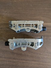 Paire pédales vélo d'occasion  Laignes