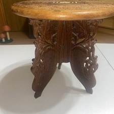 Mesa de madeira vintage indiana esculpida em pau-rosa Sheesham com incrustação de Taj Mahal comprar usado  Enviando para Brazil