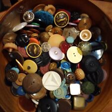 assorted buttons 2 pounds for sale  Cleveland