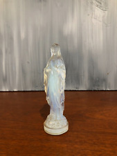Opalescent glass figurine d'occasion  Expédié en Belgium