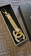 Gancho de esqui Chanel alça caribineira comprar usado  Enviando para Brazil