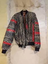 Femme : vêtements, accessoires d'occasion Femme : vêtements, accessoires d'occasion Oullins