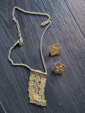 kokeshi collier d'occasion kokeshi collier d'occasion Gap