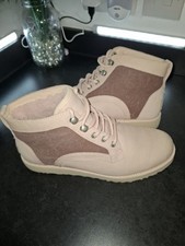 Ugg bethany boots for sale  ST. HELENS