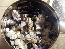 Misc old buttons for sale  Marion