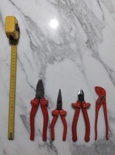 Pinze elettricista regolabile usato  Carrara