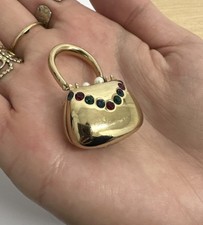 Broche mini sac d'occasion Broche mini sac d'occasion  Andernos-les-Bains