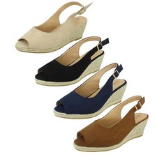 SANDÁLIA FEMININA F2R295 AJUSTE LARGO SLING BACK WEDGE POR SAVANNAH PREÇO DE VAREJO comprar usado  Enviando para Brazil