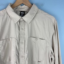 Rei men beige for sale  Taneytown