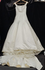 Pronovias barcelona ivory for sale  WELWYN GARDEN CITY