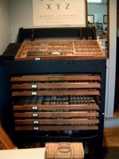 Slant top type for sale  Florence