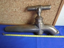 Ancien gros robinet d'occasion  Écos